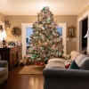 10 Holiday Decorating Tips for Small Living Rooms
