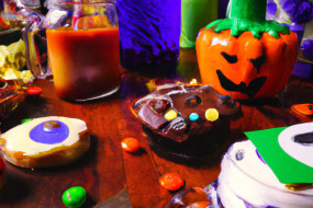 51 Easy yet Creative Halloween Party Recipes to Thrill Your Guests