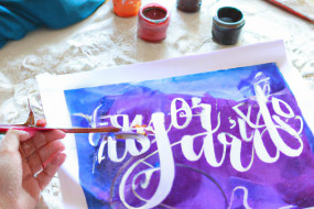 Bricolage Calligraphy – Explore the Intricate Intersection of Art & Writing!