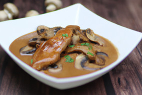 Creamy Mushroom Chicken Recipe: The Ultimate Savory Comfort Food