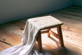 DIY Footstool: Simple Steps to Make Your Own Footstool