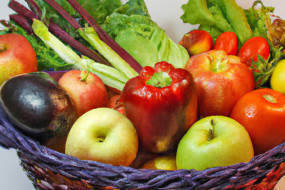 Experience the Health and Environmental Benefits of Organic & Sustainable Foods