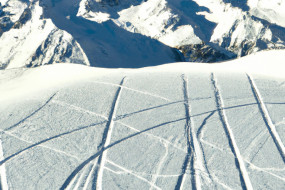 Hit the Slopes: 10 Best Ski Destinations Around the World