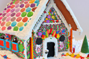 How to Make the Perfect Gingerbread House: Tips and Tricks