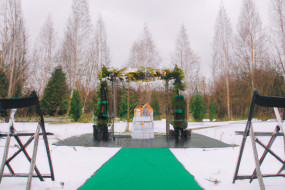 Magical Winter Weddings: 5 Reasons Why They're Perfect