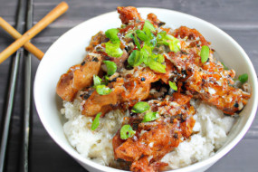 Savor the Flavor: A Comprehensive Guide to Honey Sesame Chicken